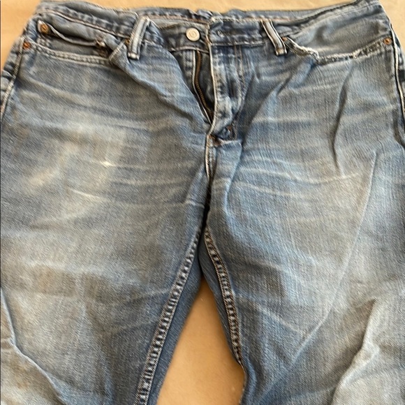 Levi's Blue Straight Jeans worn distressed - Picture 4 of 9